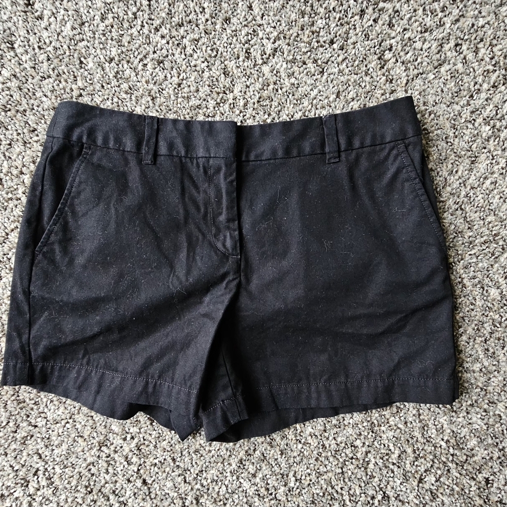 Ann Taylor Black Bermuda Shorts